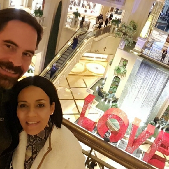 Posh Embassador, Edith - Picture 1 of 3